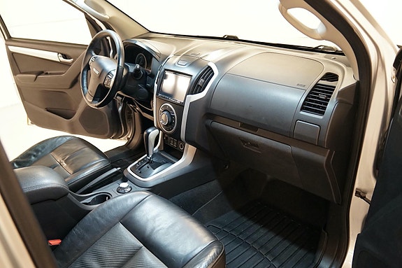 Isuzu D-max 16 of 28