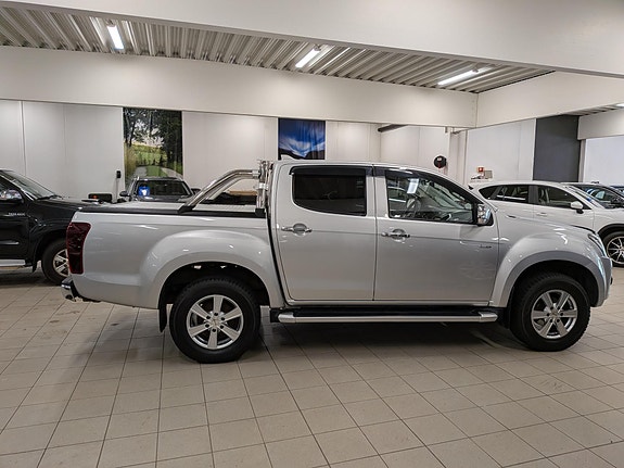 Isuzu D-max 6 of 28