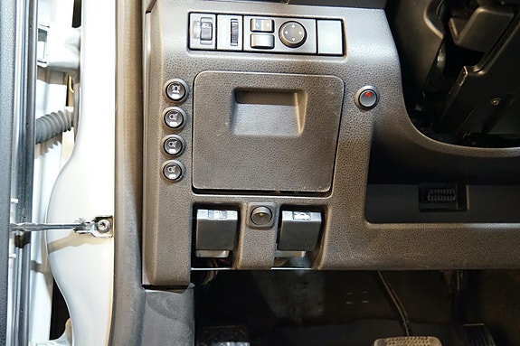 Isuzu D-max 22 of 28