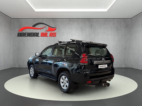 Toyota Land Cruiser 7 of 21