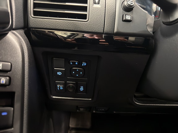 Toyota Land Cruiser 17 of 21