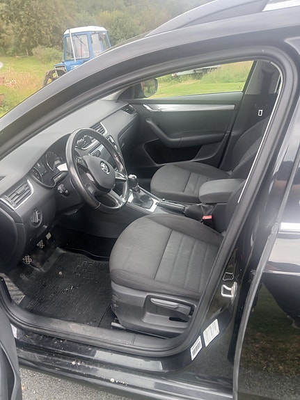 Skoda Octavia 9 of 10