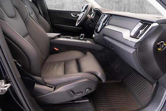 Volvo XC60 28 of 30