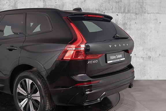 Volvo XC60 9 of 30