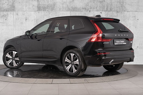 Volvo XC60 8 of 30