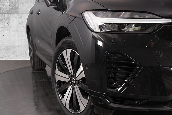 Volvo XC60 3 of 30