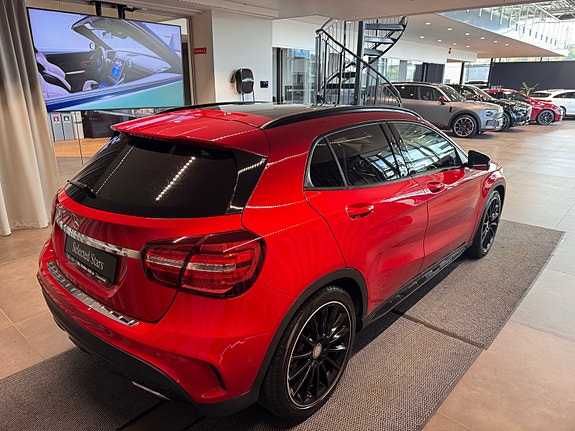 Mercedes-Benz gla 2 of 22