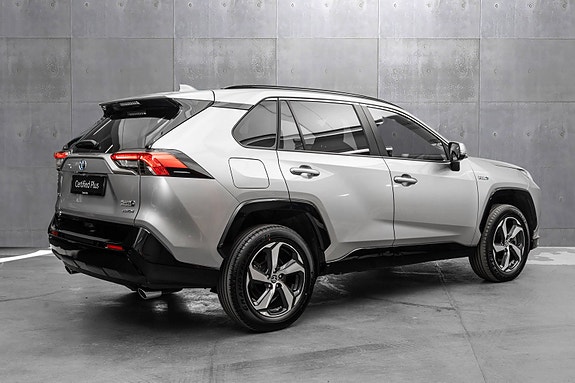 Toyota RAV4 Plug-in Hybrid 5 of 25