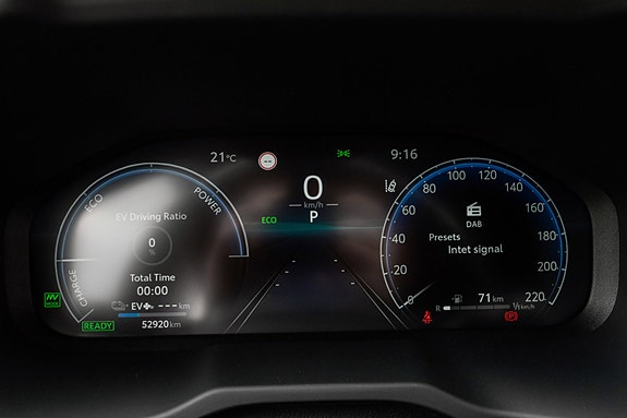 Toyota RAV4 Plug-in Hybrid 18 of 25