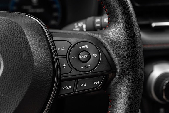 Toyota RAV4 Plug-in Hybrid 17 of 25