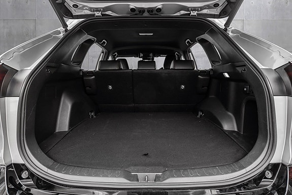 Toyota RAV4 Plug-in Hybrid 22 of 25
