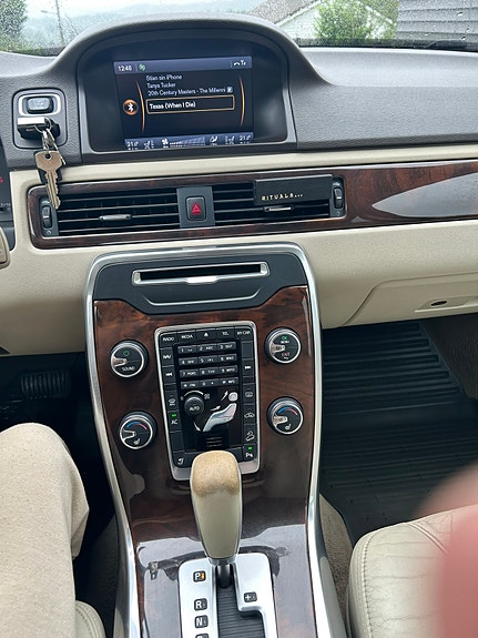 Volvo XC70 15 of 27