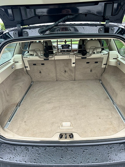 Volvo XC70 10 of 27