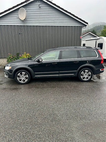 Volvo XC70 4 of 27