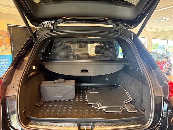 Mercedes-Benz GLE350 de 14 of 19