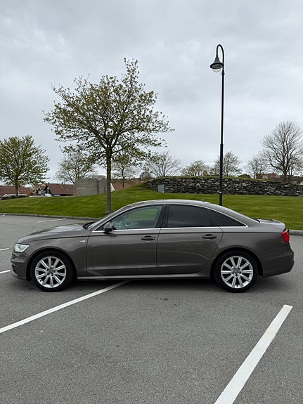 Audi A6 2 of 15