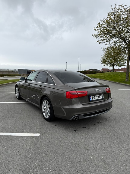 Audi A6 3 of 15
