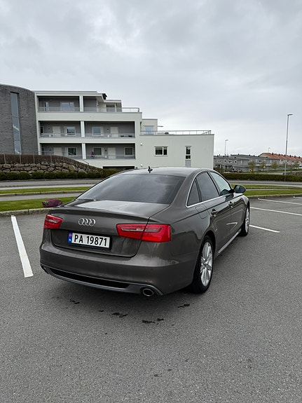 Audi A6 5 of 15