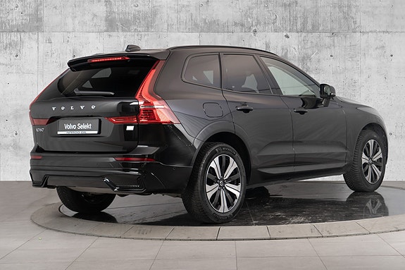 Volvo XC60 14 of 30