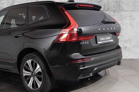 Volvo XC60 12 of 30