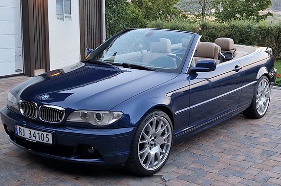 BMW 320Ci 2 of 11