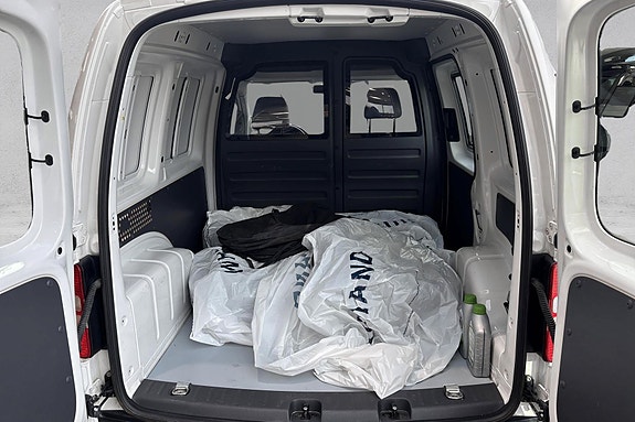 Volkswagen Caddy 18 of 22