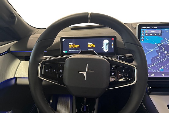 Polestar 4 14 of 18