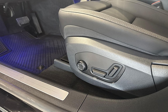 Polestar 4 11 of 18