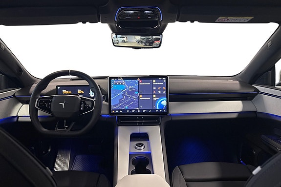 Polestar 4 13 of 18
