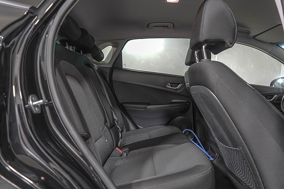 Hyundai Kona 8 of 22