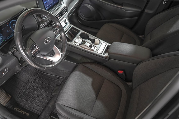 Hyundai Kona 11 of 22