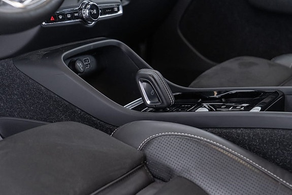 Volvo XC40 29 of 30