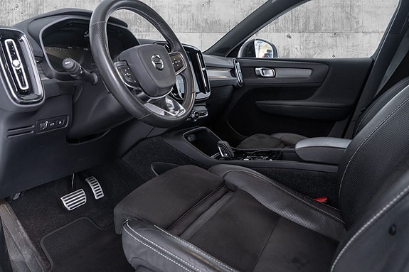 Volvo XC40 26 of 30