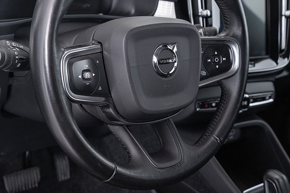 Volvo XC40 18 of 30