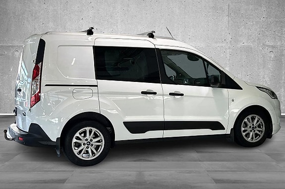 Ford Transit Connect 8 of 26