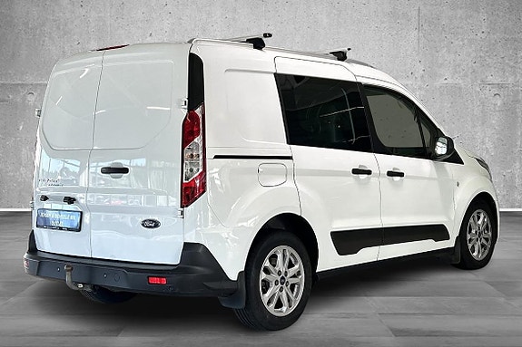 Ford Transit Connect 7 of 26
