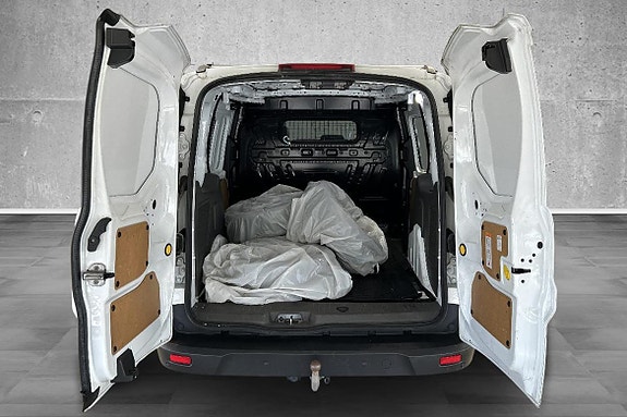 Ford Transit Connect 18 of 26