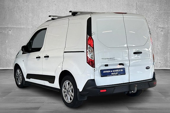 Ford Transit Connect 5 of 26