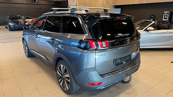 Peugeot 5008 3 of 21