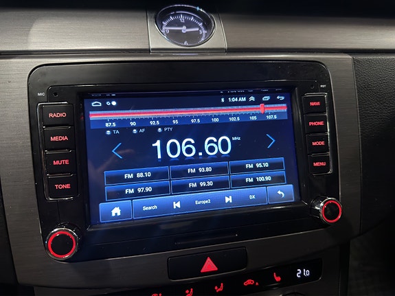 Volkswagen Passat 20 of 26