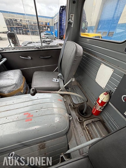 Volvo F 83-30b 16 of 29