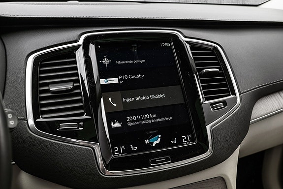Volvo XC90 22 of 30