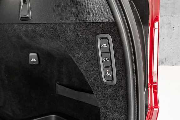 Volvo XC90 29 of 30