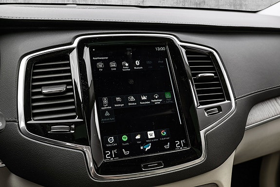 Volvo XC90 25 of 30