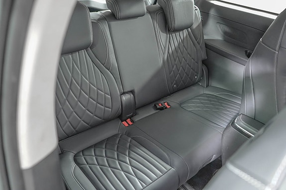 Maxus MIFA 9 11 of 30