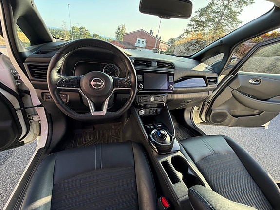 Nissan Leaf 16 of 19