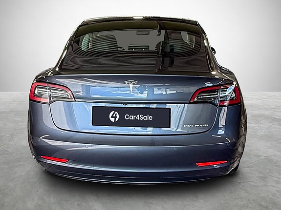 Tesla Model 3 4 of 24