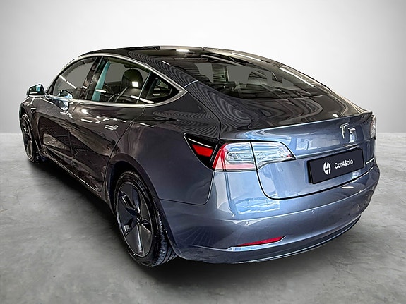 Tesla Model 3 3 of 24