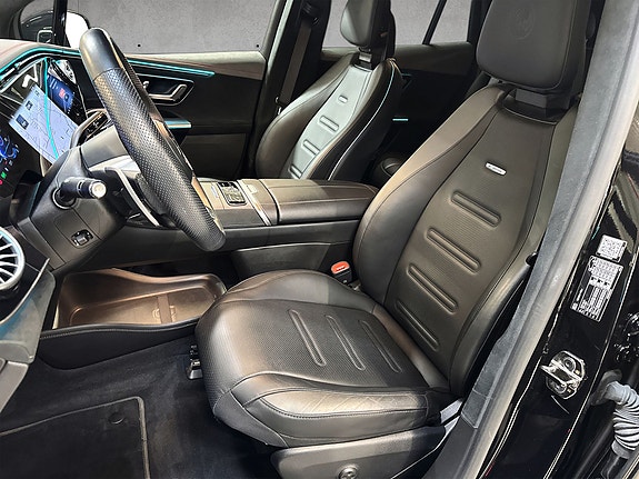 Mercedes-Benz EQE SUV 16 of 22