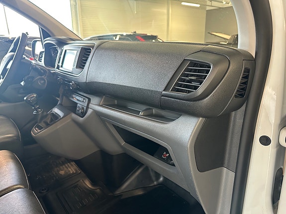 Toyota Proace 30 of 30